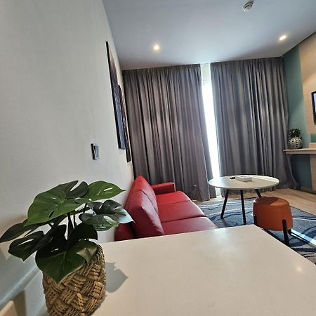 Swiss-Belinn Airport Muscat Oman Екстериор снимка