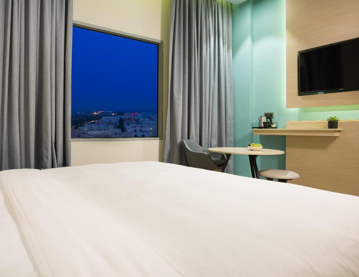 Swiss-Belinn Airport Muscat Oman Екстериор снимка